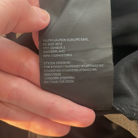 100% silk black collared blouse with full length button details by Club Monaco. - Picture 3 of 3